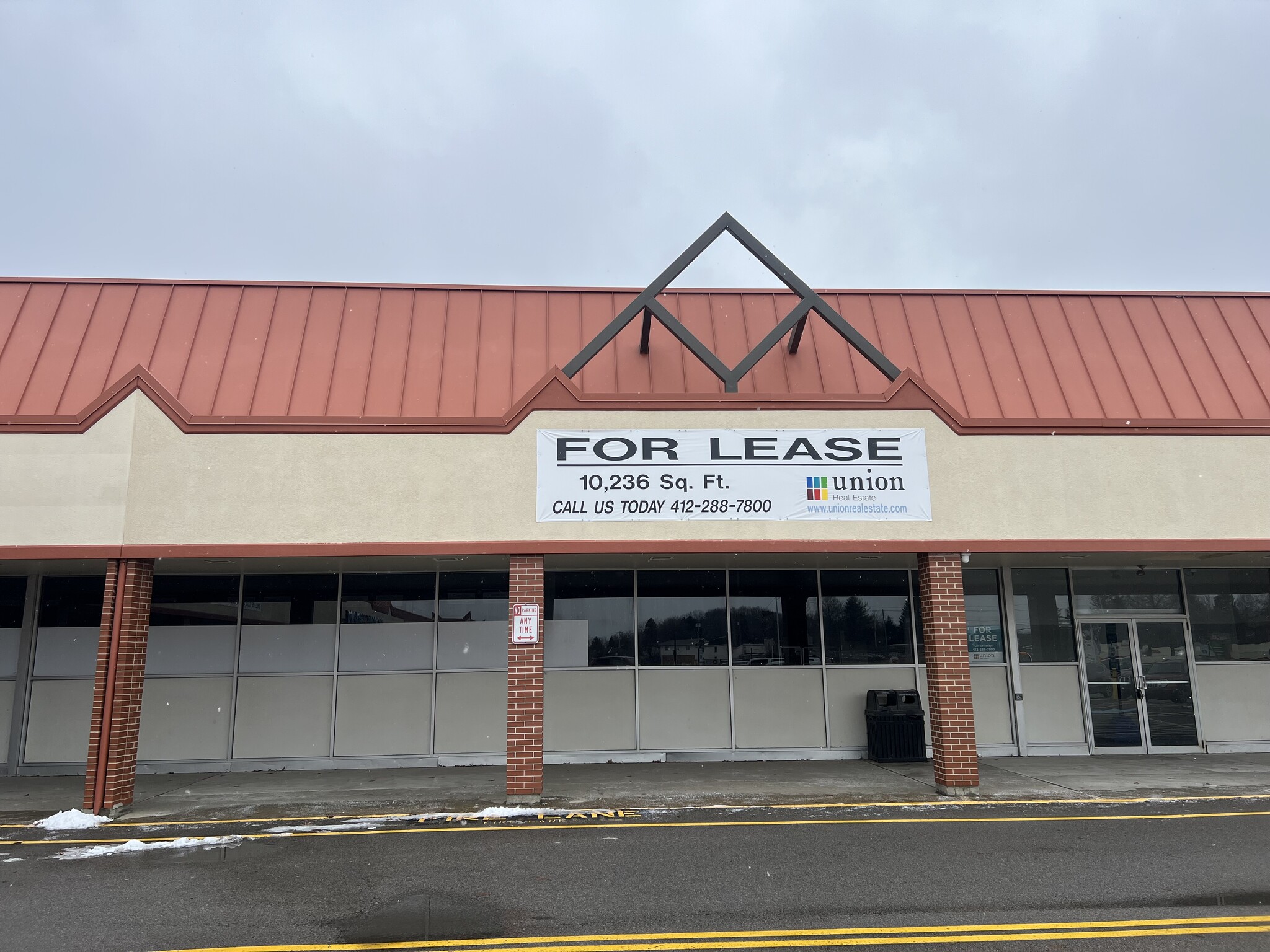 120-180 Point Plz, Butler, PA for lease Building Photo- Image 1 of 8