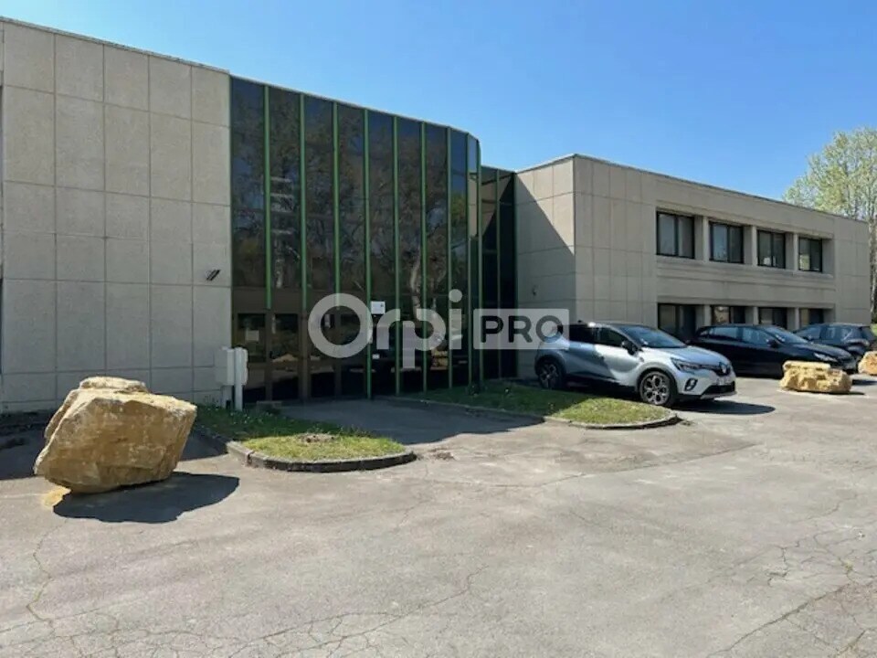 Flex in Reims for sale Building Photo- Image 1 of 17