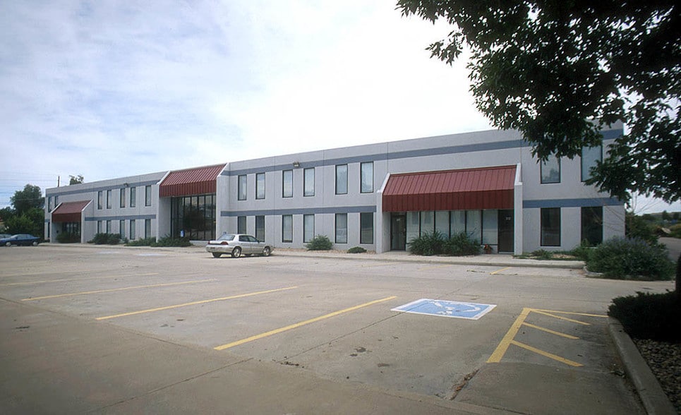 4894 Van Gordon St, Wheat Ridge, CO for lease - Primary Photo - Image 2 of 8
