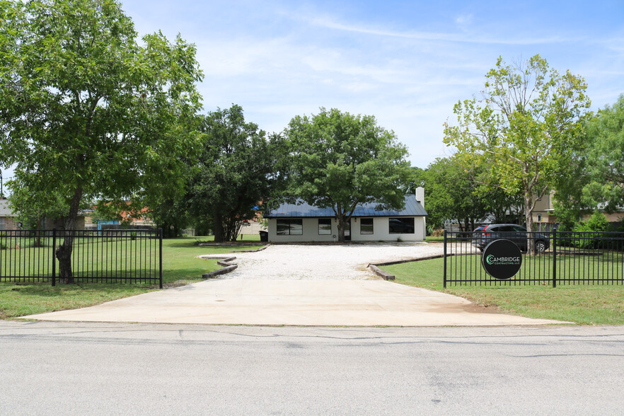 7081 Heuermann Rd, San Antonio, TX for sale - Building Photo - Image 1 of 11