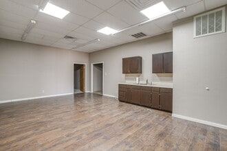 401 S Jim Wright Fwy, Fort Worth, TX for lease Interior Photo- Image 2 of 5