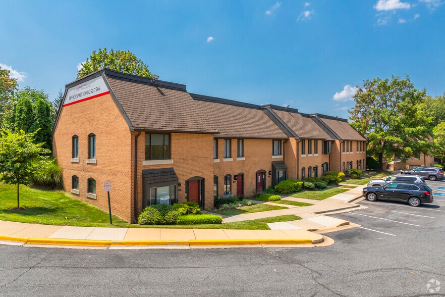 6200-6230 Montrose Rd, Rockville, MD for lease - Building Photo - Image 2 of 4
