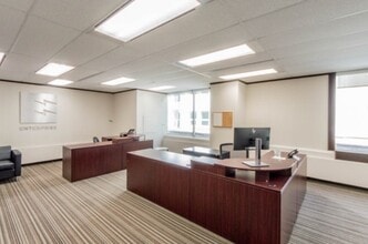 900 6th Ave SW, Calgary, AB for lease Lobby- Image 2 of 4