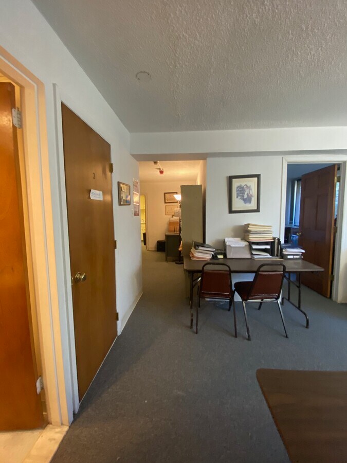 801 Yale Ave, Swarthmore, PA 19081 Strath Haven Condominiums