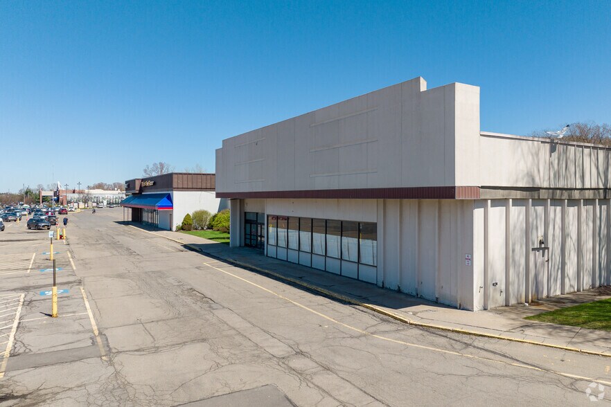 848-854 State Route 13, Cortland, NY for sale - Building Photo - Image 2 of 5