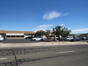 309 E Mountain View St, Barstow, CA for lease Interior Photo- Image 2 of 14