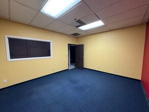 1601 Pacific Ave, Oxnard, CA for lease Interior Photo- Image 2 of 7