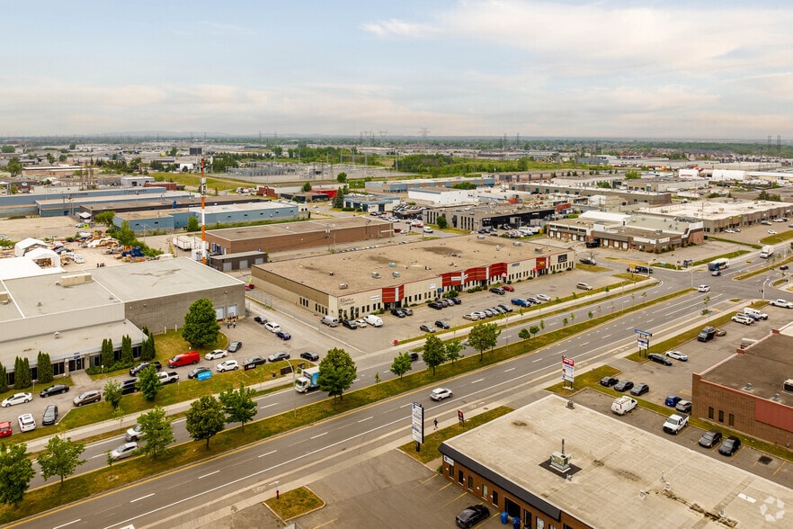 3148-3178 Boul Industriel, Laval, QC for lease - Aerial - Image 2 of 20