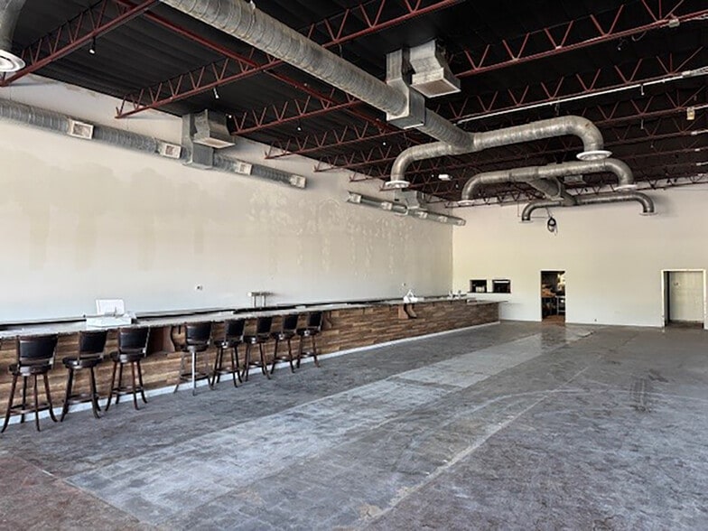 7802-7830 N 12th St, Phoenix, AZ for lease - Building Photo - Image 2 of 16