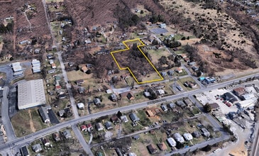 1416 Peach St, Waynesboro, VA - Aerial  map view