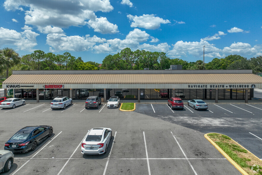 11200-11284 W Hillsborough Ave, Tampa, FL for lease - Building Photo - Image 2 of 19