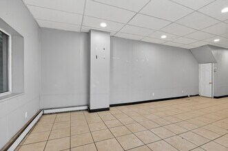 2100 S Lambert St, Philadelphia, PA for lease Interior Photo- Image 2 of 8