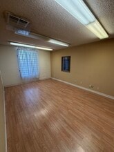 19509-19529 Business Center Dr, Northridge, CA for lease Interior Photo- Image 2 of 7