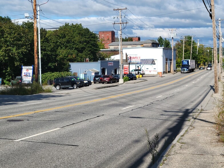 681 Lisbon St, Lewiston, ME for sale - Building Photo - Image 1 of 1