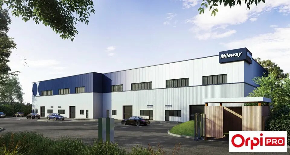 Flex in Chilly-Mazarin for lease Building Photo- Image 1 of 8