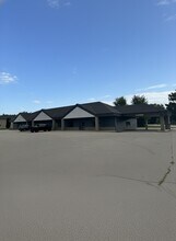 200 Golfview Rd, Cecil, WI for lease Building Photo- Image 1 of 8