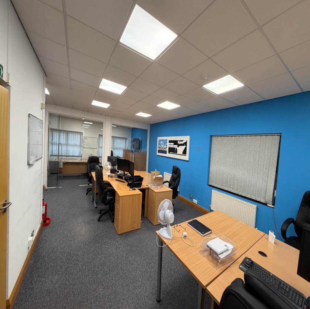 Oslands Ln, Swanwick for lease Interior Photo- Image 1 of 5