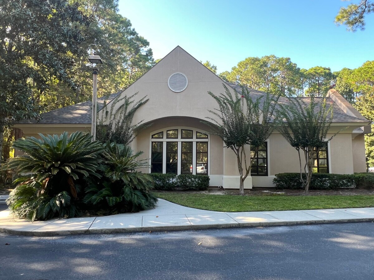 70 N Main St, Hilton Head Island, SC 29926 - Unit 200 -  - Interior Photo - Image 1 of 29