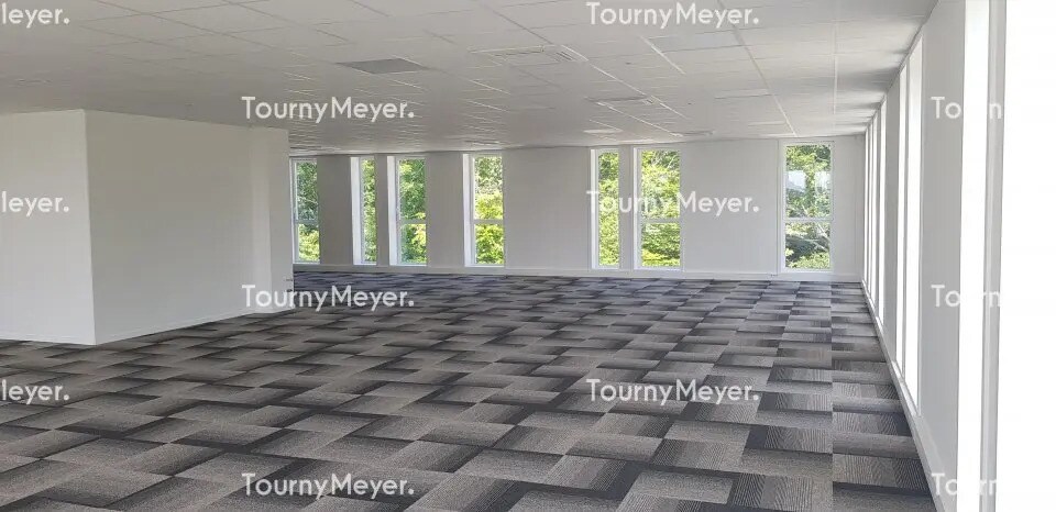 Office in Treillières for lease - Building Photo - Image 2 of 4