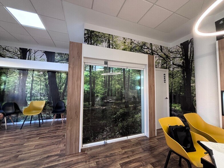 Retail in Cáceres, Cáceres for sale - Building Photo - Image 2 of 6