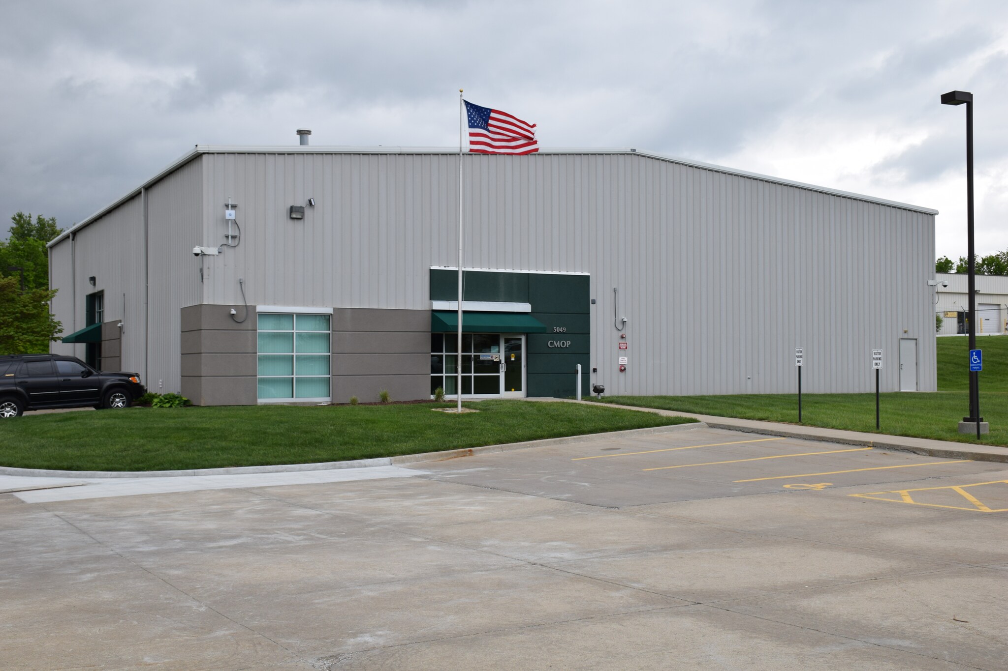 5049 S 13th St, Leavenworth, KS for sale Building Photo- Image 1 of 1