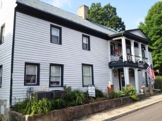 216 E Main St, Fincastle, VA for sale - Primary Photo - Image 1 of 1