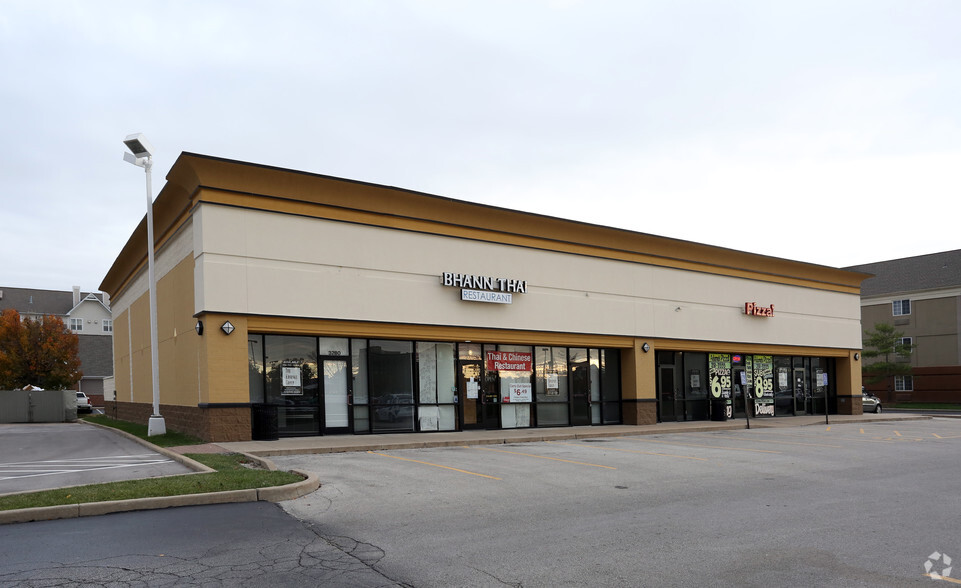 3260 Rider Trl S, Earth City, MO for lease - Building Photo - Image 1 of 6