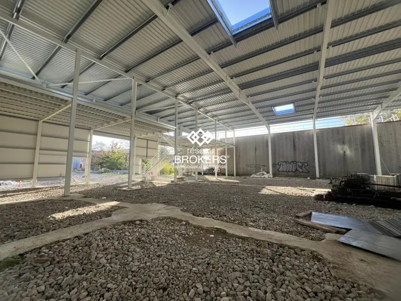 Flex in Bondoufle for lease Interior Photo- Image 1 of 4