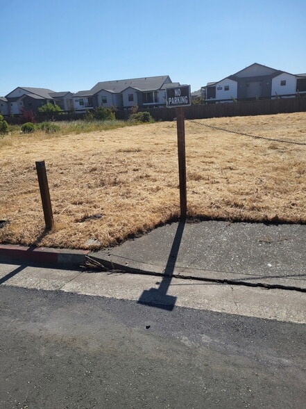 77 Ursuline Rd, Santa Rosa, CA for sale - Building Photo - Image 3 of 5