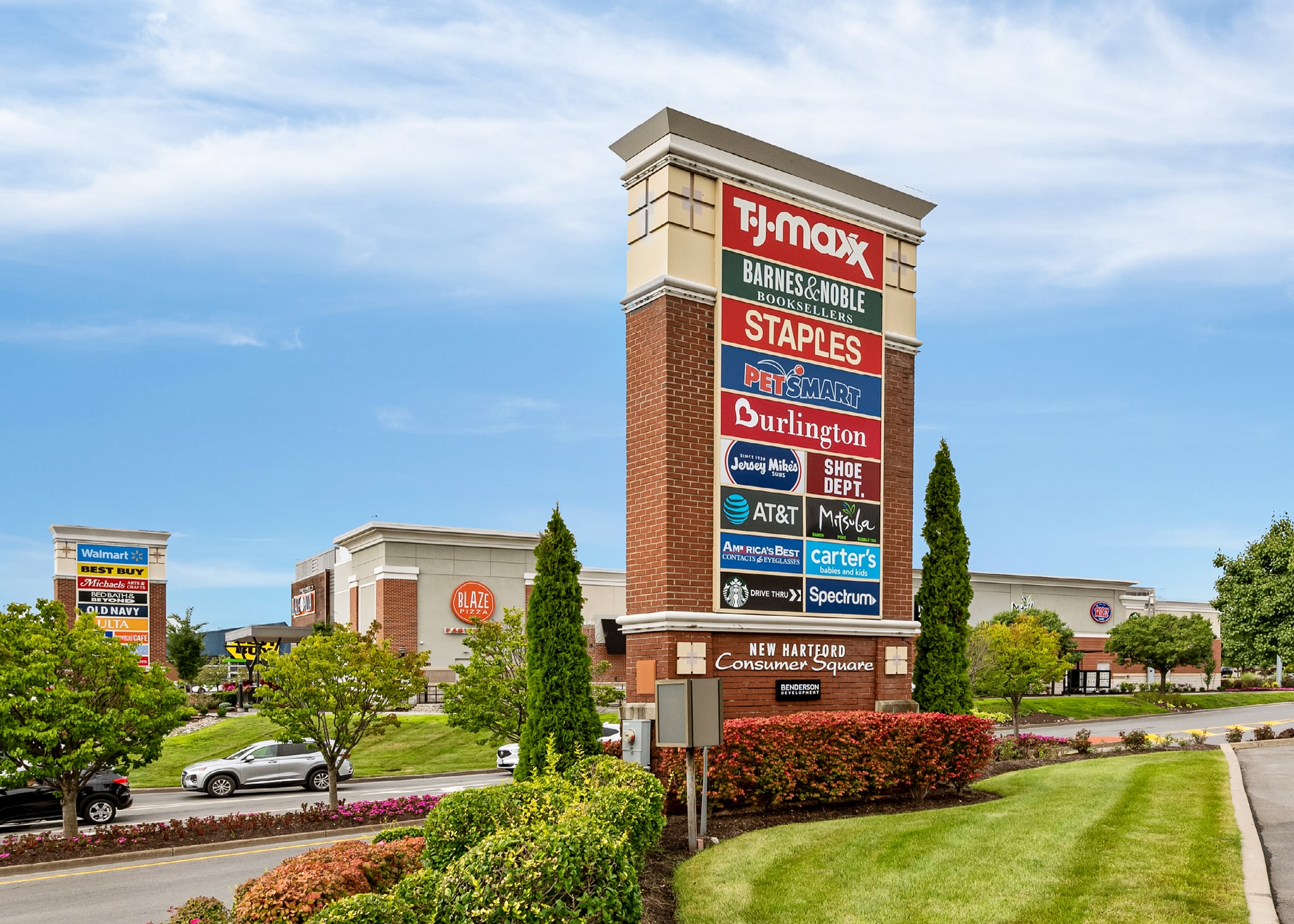 47254745 Commercial Dr, New Hartford, NY 13413 New Hartford Consumer