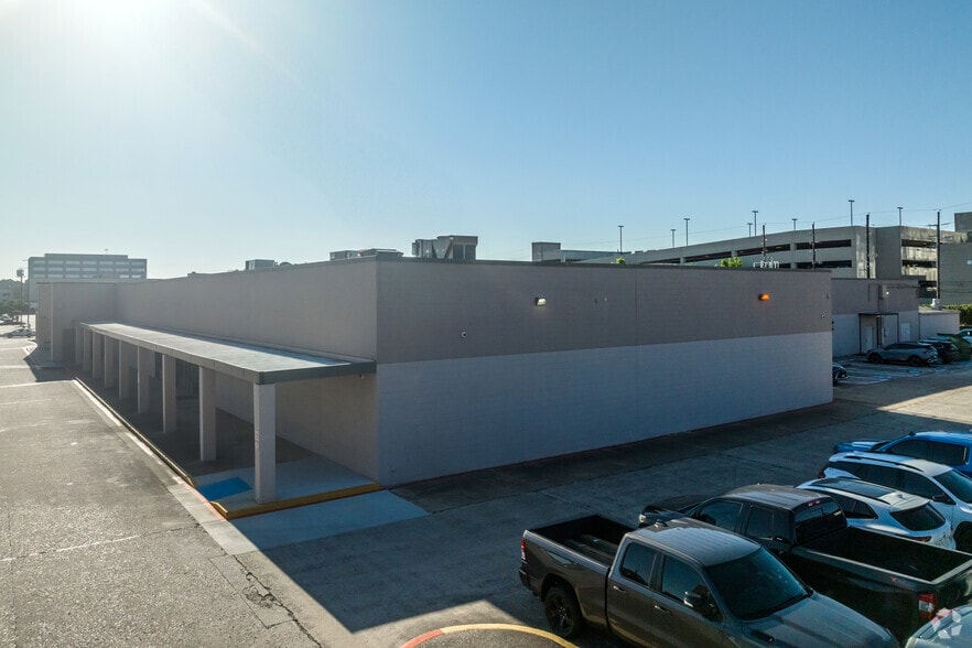 125-489 Sawdust Rd, The Woodlands, TX for lease - Building Photo - Image 3 of 4