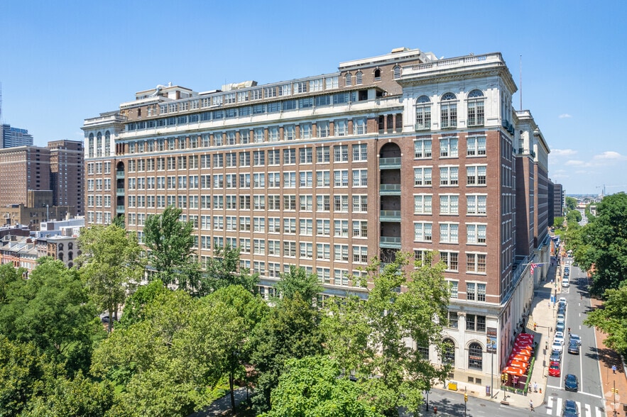 170 S Independence Mall W, Philadelphia, PA for lease - Building Photo - Image 1 of 5