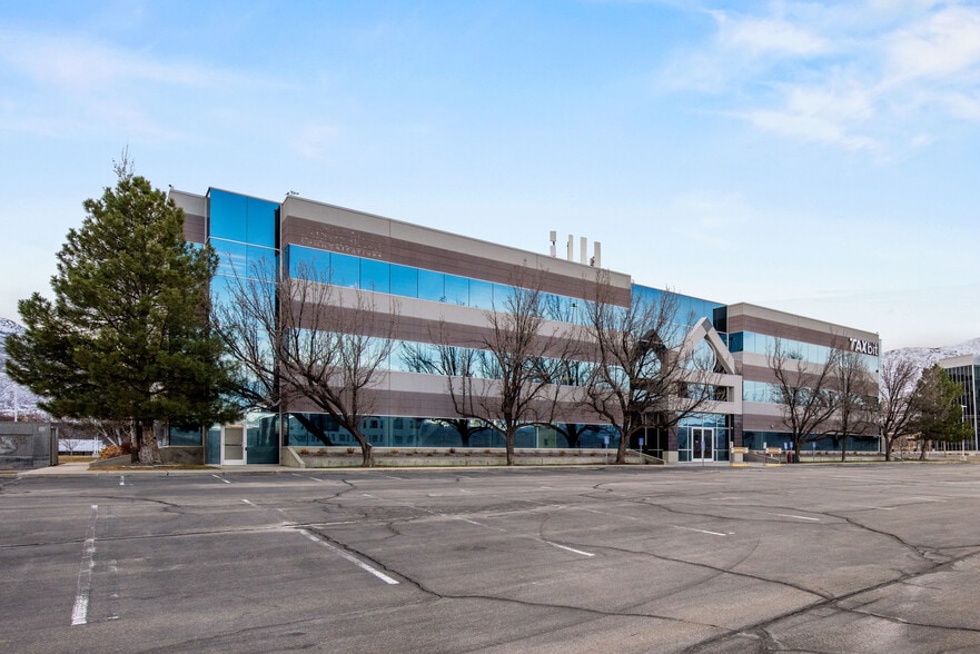 66 E Wadsworth Park Dr, Draper, UT for lease - Building Photo - Image 2 of 15