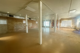 921 Donald Lee Hollowell Pkwy NW, Atlanta, GA for lease Interior Photo- Image 1 of 1