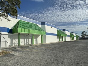 13701 N 66th St, Largo, FL for lease Building Photo- Image 1 of 8