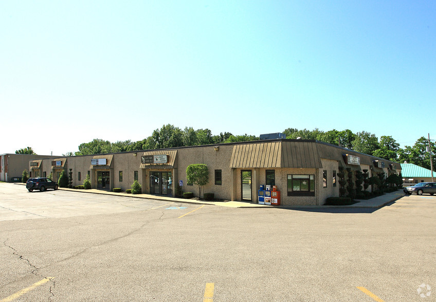 1833 E 51st St, Ashtabula, OH for lease - Building Photo - Image 1 of 2