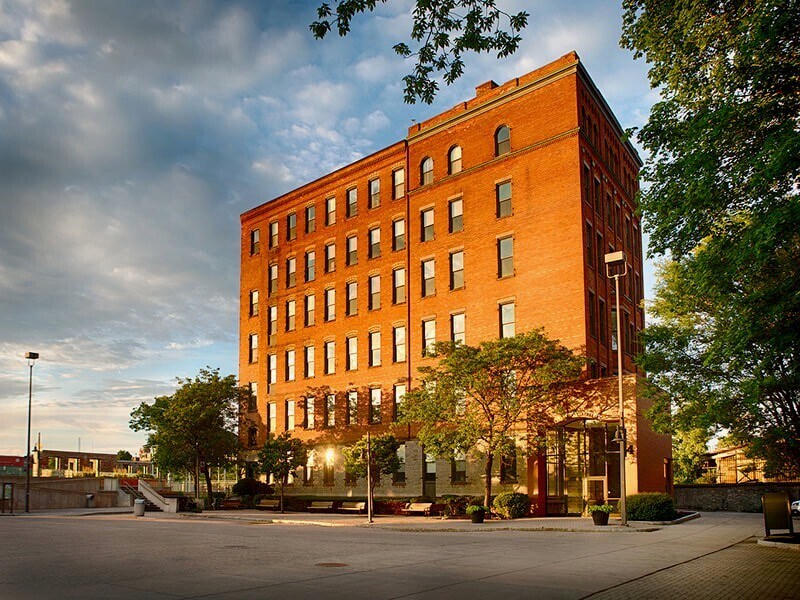 4 Commercial St, Rochester, NY for lease Building Photo- Image 1 of 17