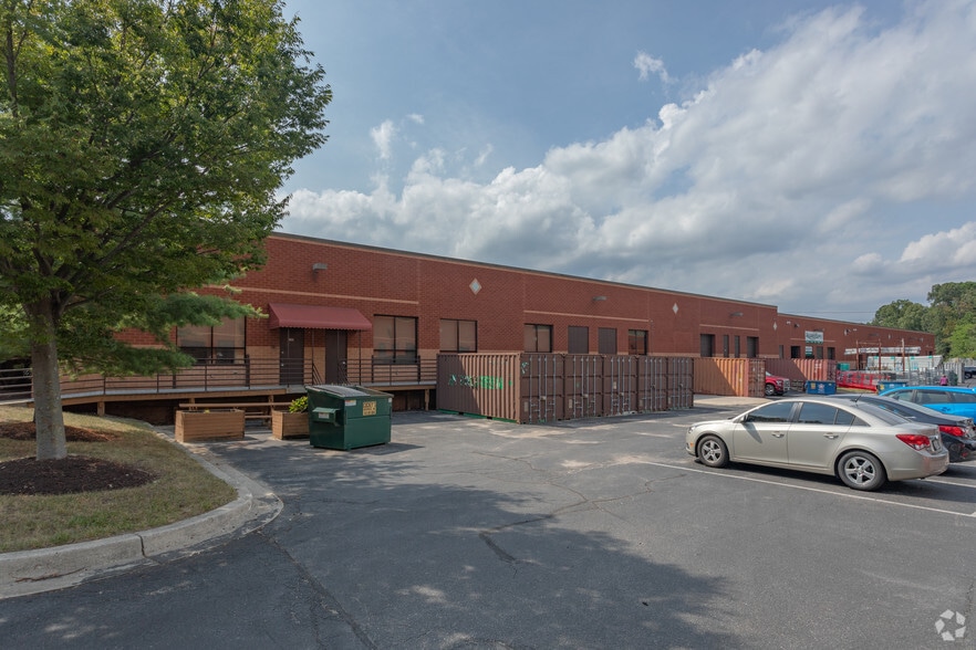 8227 Cloverleaf Dr, Millersville, MD for lease - Building Photo - Image 2 of 20