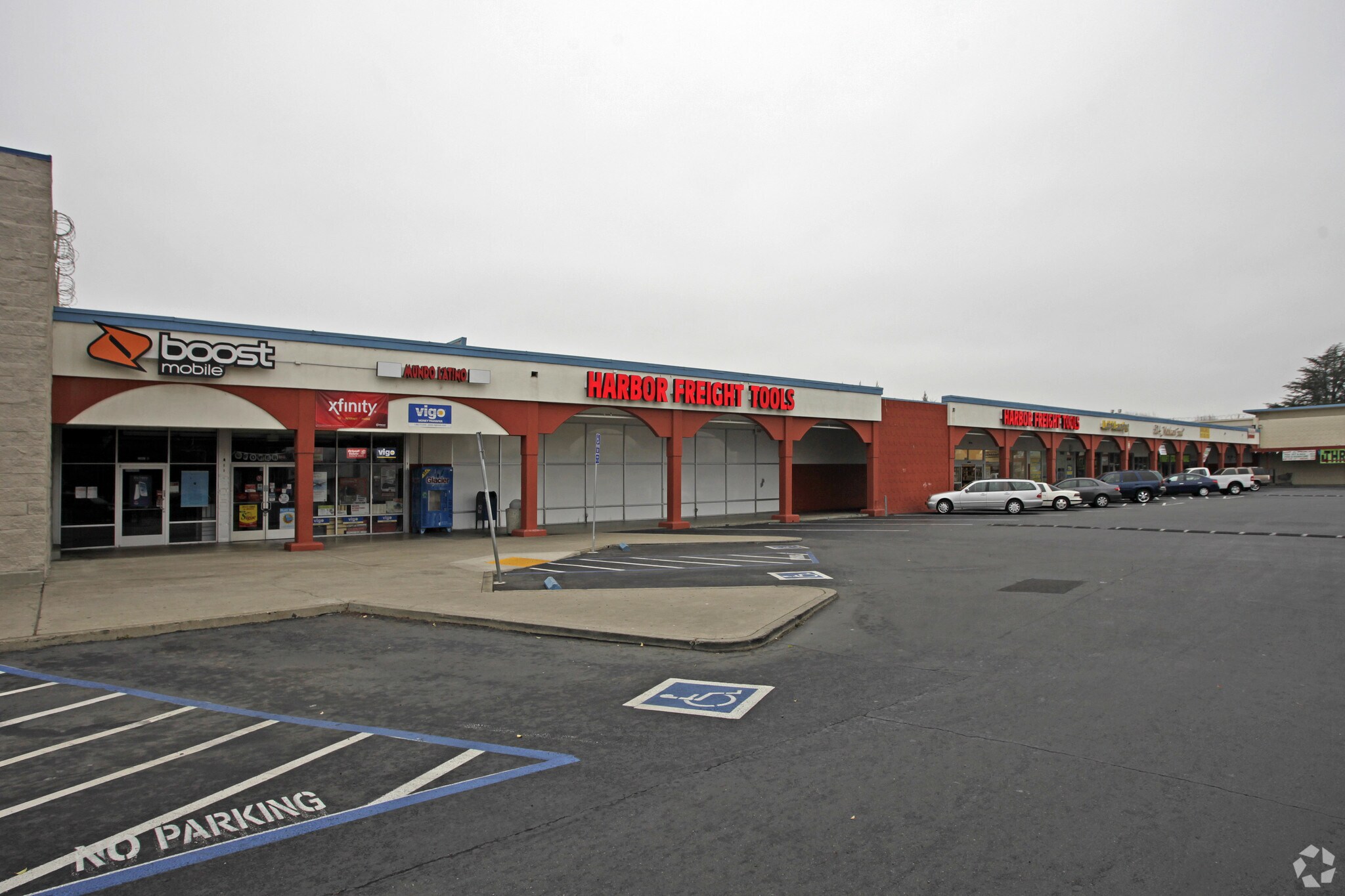 2357-2411 Northgate Blvd, Sacramento, CA for lease Building Photo- Image 1 of 8