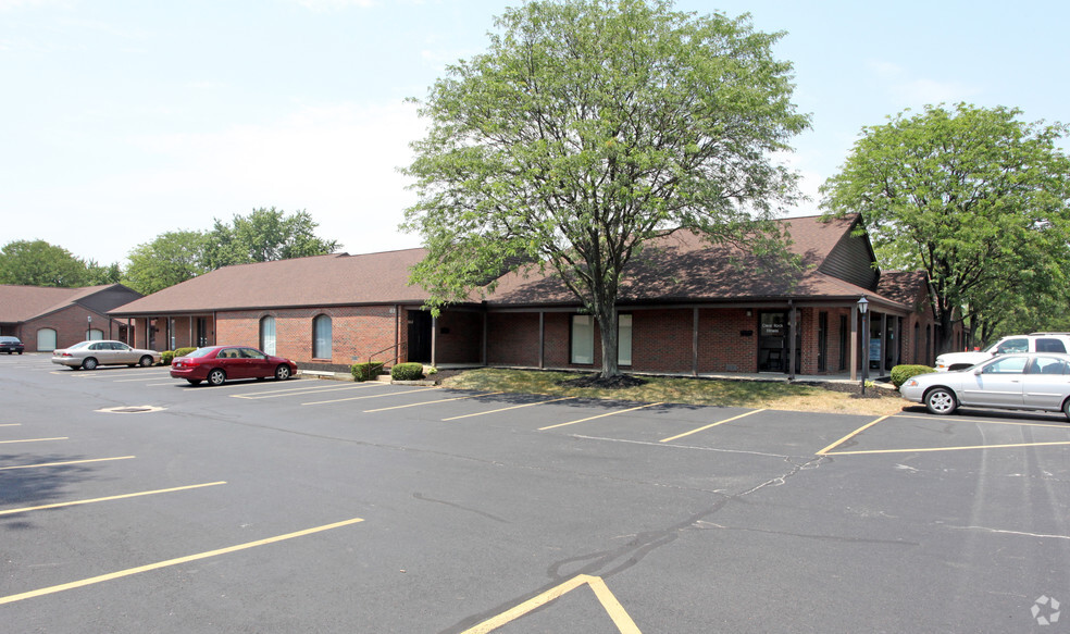 611 Park Meadow Rd, Westerville, OH for lease - Building Photo - Image 3 of 5