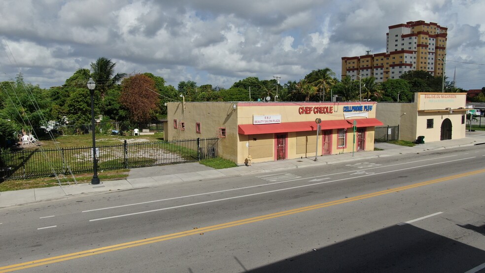 7618-7624 NE 2nd Ave, Miami, FL for sale - Building Photo - Image 2 of 3