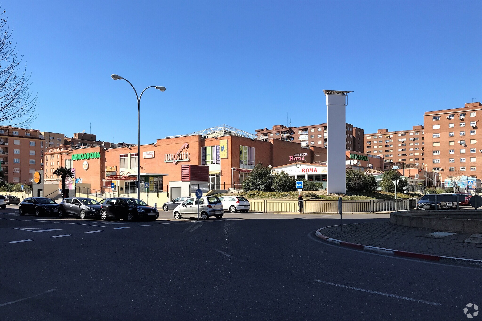 Avenida De La Constitución, 19, Talavera De La Reina, Toledo for sale Primary Photo- Image 1 of 3