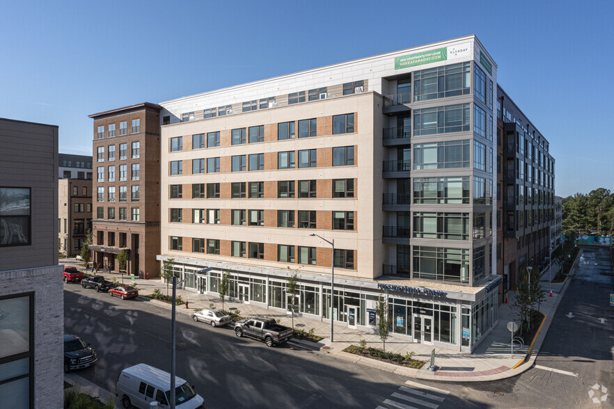 11201 Reston Station Blvd, Reston, VA for lease - Primary Photo - Image 1 of 87