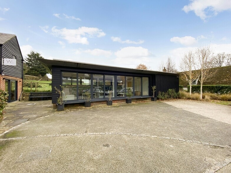 83 Bicester Rd, Long Crendon for lease - Building Photo - Image 2 of 6