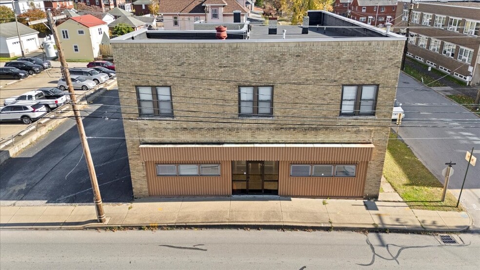 2000 Dudley Ave, Parkersburg, WV for lease - Building Photo - Image 2 of 8