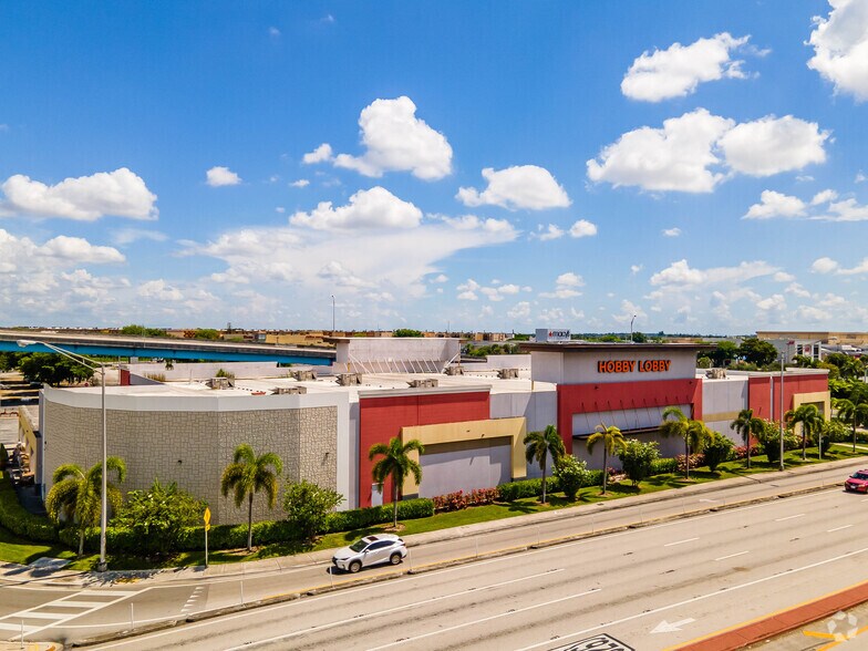 1995 W 49th St Hialeah Fl 33012 Loopnet Com
