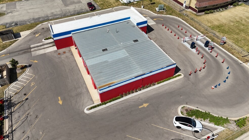 1405 Cranston Rd, Beloit, WI for sale - Building Photo - Image 3 of 37