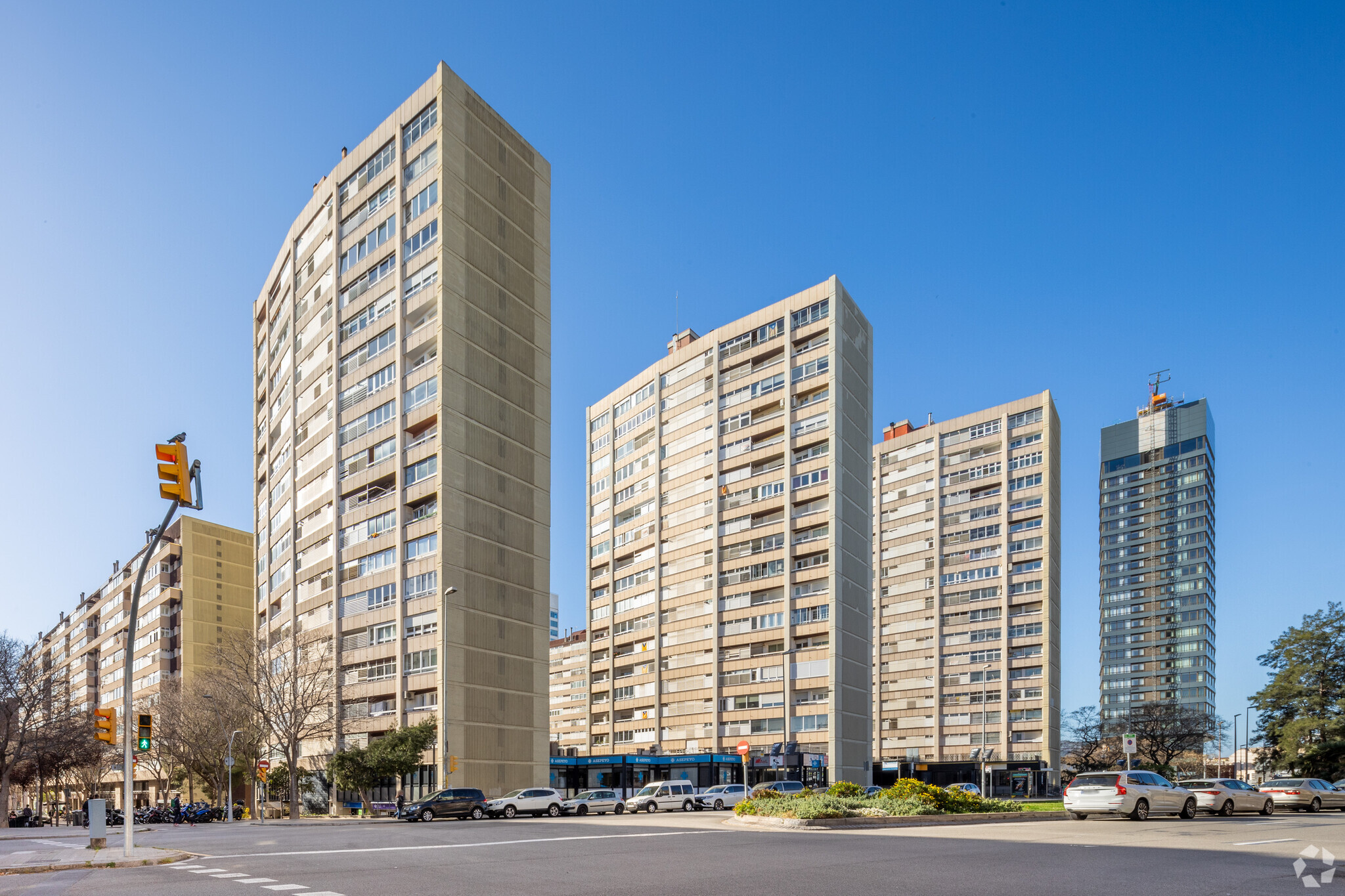 Avenida de Roma, Barcelona, Barcelona for sale Primary Photo- Image 1 of 6