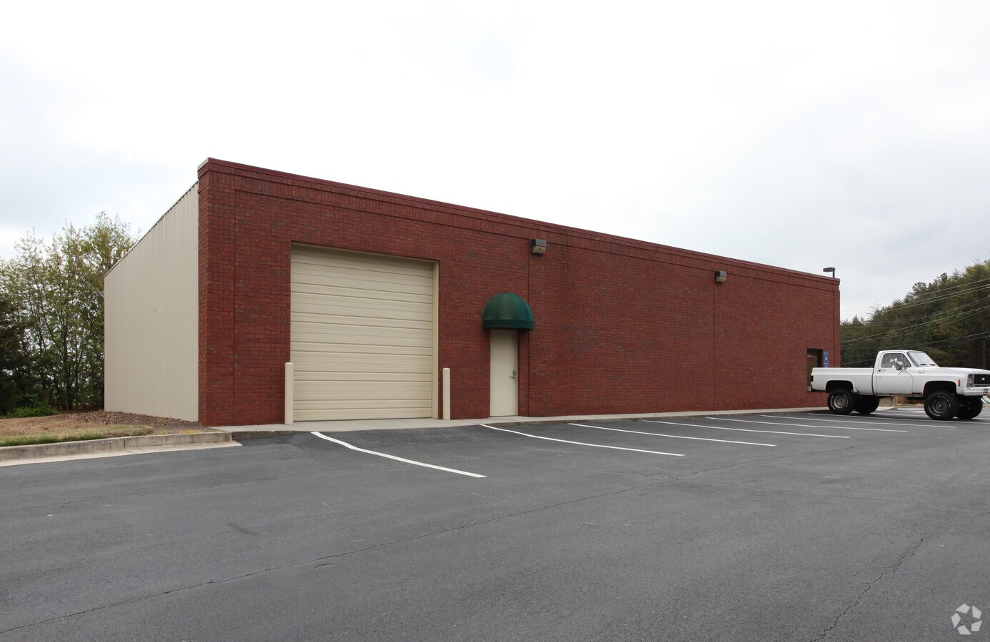 2295 Skelton Rd, Gainesville, GA 30504