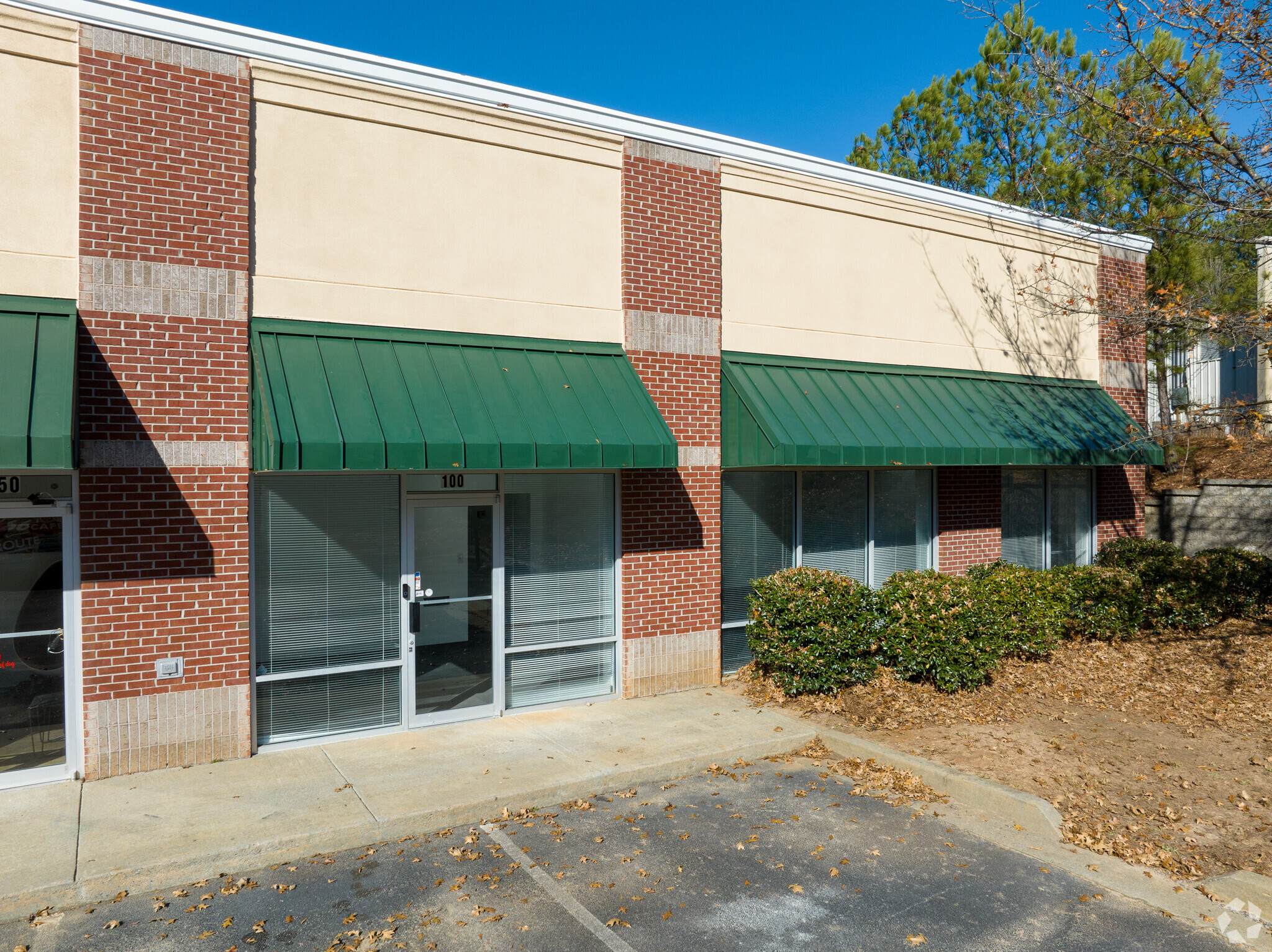 4265 Creek Park Dr Suwanee Ga 30024 Industrial For Lease Loopnet